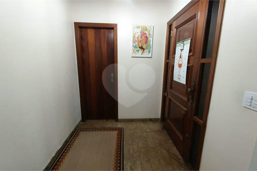 Casa à venda com 6 quartos, sendo 3 suítes,  em Jardim Brasil (zona Sul), São Paulo, SP