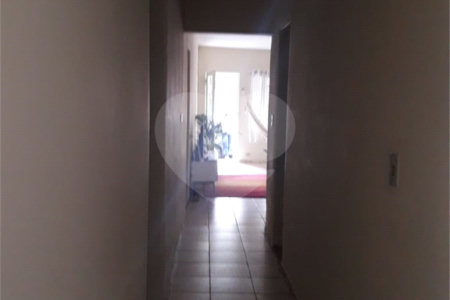 Terreno à venda de 251m² na Chácara Inglesa