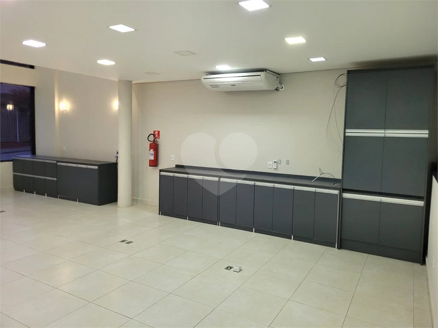 Ponto Comercial 200 m² 4 salas Jardim Armênia - Mogi das Cruzes SP