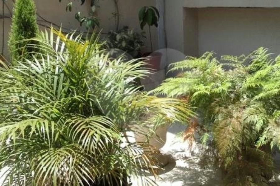 CASA 03 QUARTOS+01 ESCRITÓRIO+ DEPENDÊNCIA DE EMPREGADA COMPLETA - BAIRRO SANTANA!!!