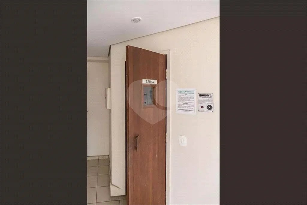 Apartamento à venda na Vila Nova Conceição, mobiliado pronto para morar com varanda e 1 vaga