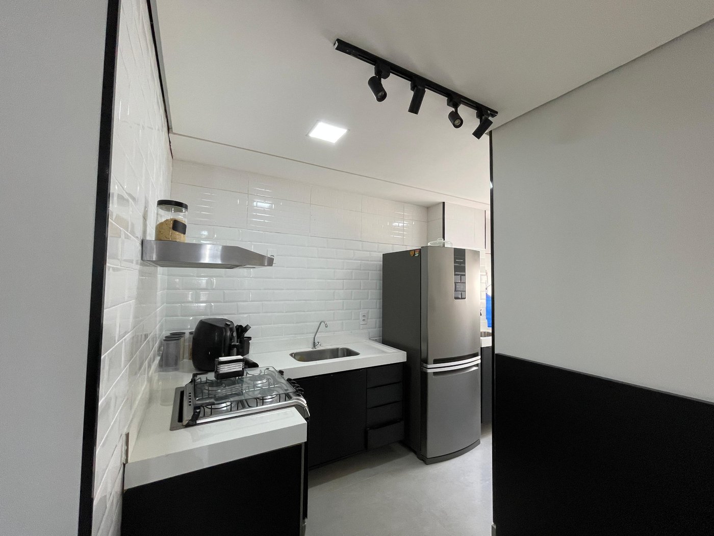 Apartamento à venda com 2 quartos, sendo 1 suíte, em Jardim das Colinas, Hortolândia - SP