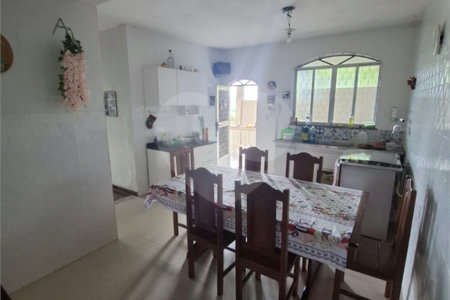 Casa à venda com 5 quartos em Santíssimo, Rio de Janeiro, RJ