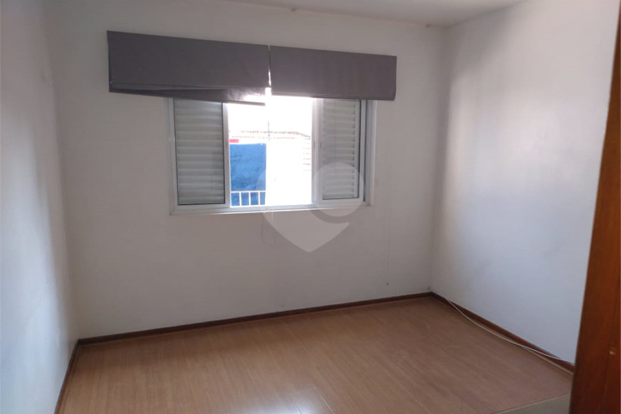 Sobrado à venda com 4 quartos, sendo 1 suíte,  em Parada Inglesa, São Paulo, SP