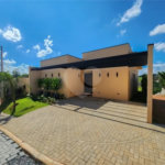 Casa à venda com 3 quartos, sendo 1 suíte, no condomínio Consoli Residencial, Atibaia - SP