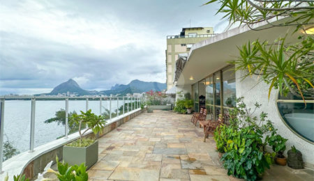 Cobertura à venda com 7 quartos, sendo 3 suítes,  em Lagoa, Rio de Janeiro, RJ