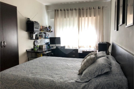 Apartamento à venda com 2 quartos, sendo 1 suíte,  em Vila Nova Conceição, São Paulo, SP