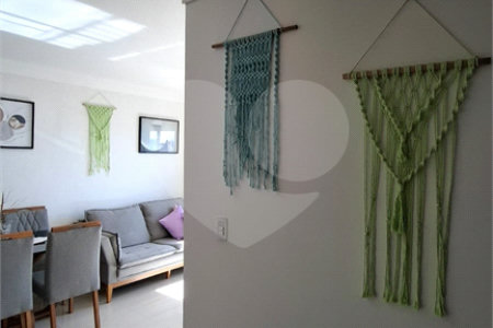 Apartamento à venda com 2 quartos em Vila Nivi, São Paulo, SP