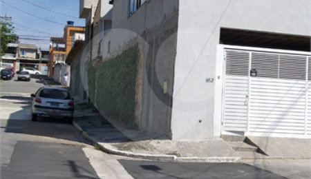 Sobrado à venda com 3 quartos, sendo 2 suítes, no Brasilândia, São Paulo, SP