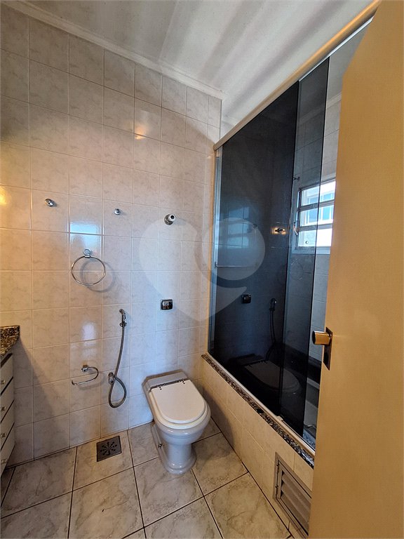 Casa à venda ou para alugar com 4 quartos, sendo 2 suítes,  em Santa Rosa, Vinhedo, SP