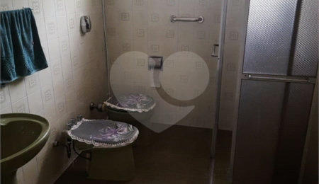 Casa à venda com 4 quartos, sendo 1 suíte,  em Jardim Trussardi, São Paulo, SP