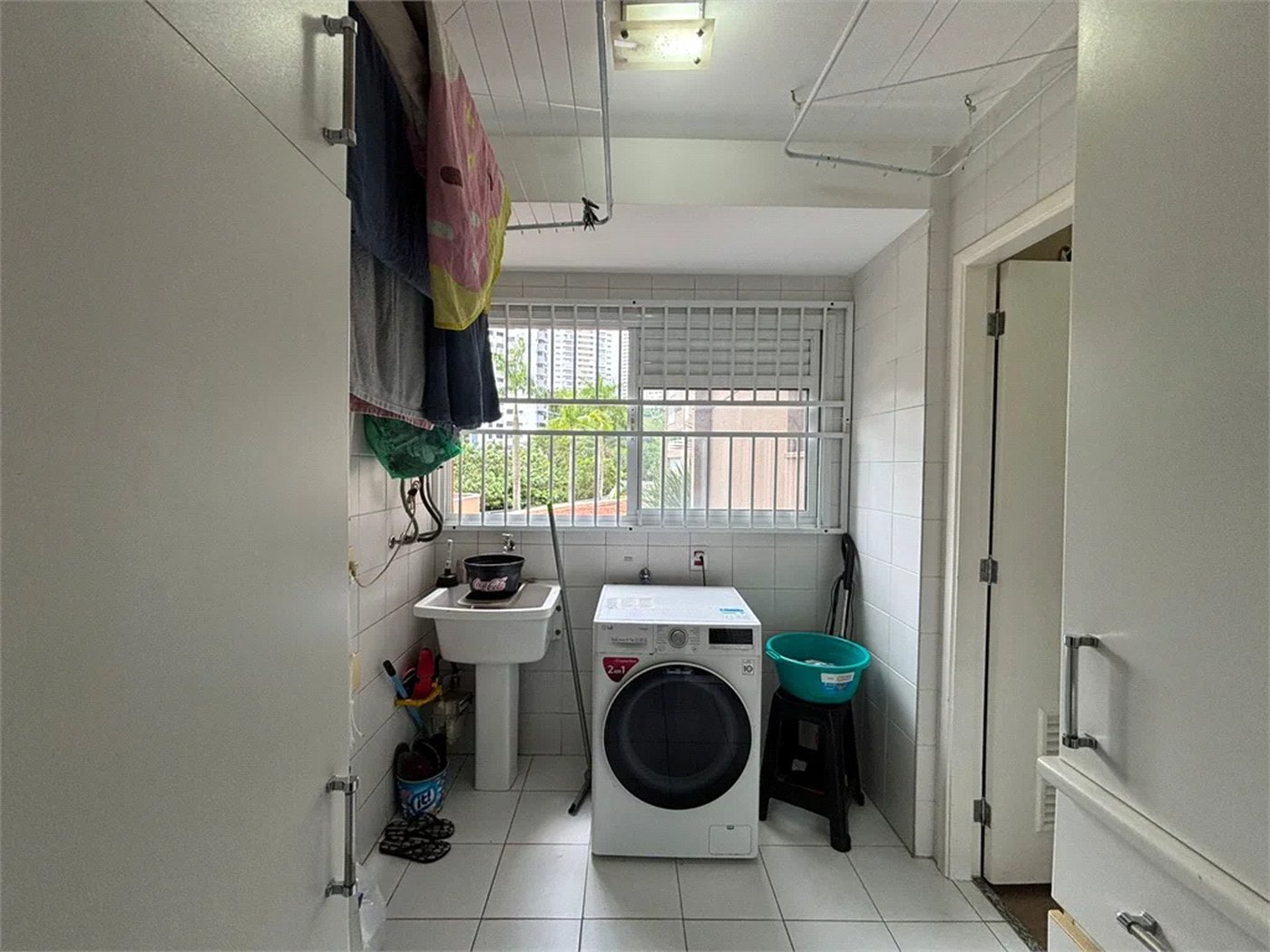 Apartamento à venda com 3 quartos, sendo 1 suíte, em Vila Andrade, São Paulo, SP