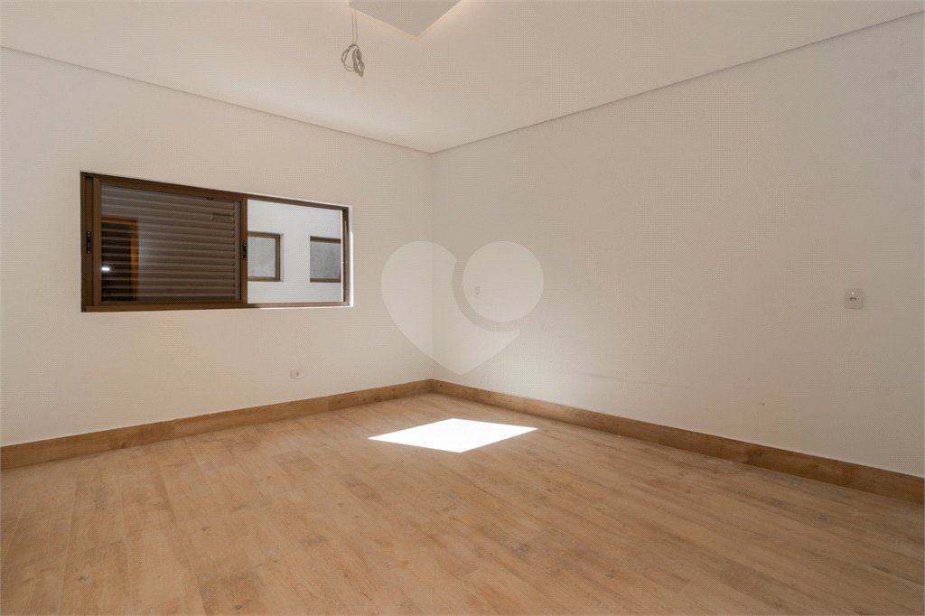 Casa à venda com 4 quartos, sendo 1 suíte, em Jardim Guedala, São Paulo, SP