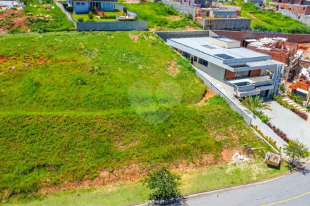 Terreno à venda no condomínio Residencial Campo de Toscana, Vinhedo - SP