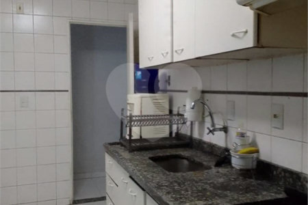 Apartamento à venda com 3 quartos, sendo 1 suíte,  em Vila Andrade, São Paulo, SP