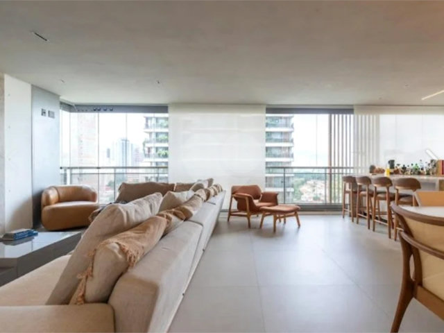Apartamento à venda com 4 quartos, sendo 3 suítes,  em Brooklin, São Paulo, SP