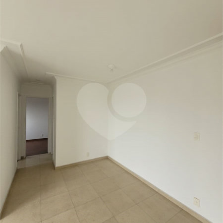 Apartamento à venda com 3 quartos, sendo 1 suíte, em Vila Regente Feijó, São Paulo, SP