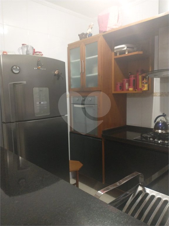 Sobrado à venda com 3 quartos, sendo 1 suíte,  em Jardim Universo, Mogi das Cruzes, SP