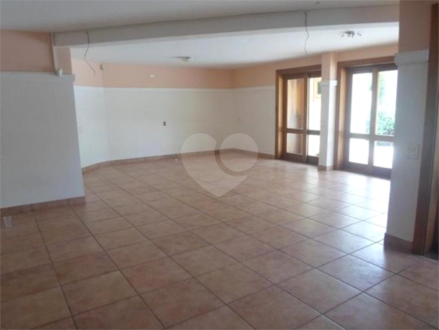Casa à venda com 3 suítes em Nova Gardênia, Atibaia, SP