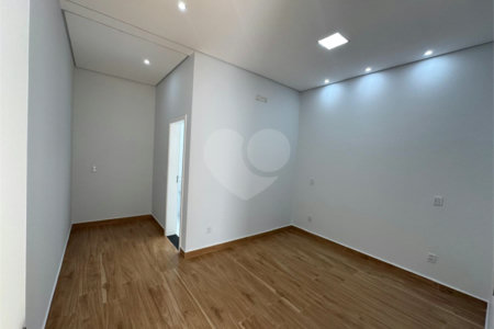 Casa à venda com 3 quartos, sendo 1 suíte, no condomínio Terras de São Francisco, Sorocaba - SP