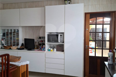 Sobrado à venda com 3 quartos em Santa Teresinha, São Paulo, SP