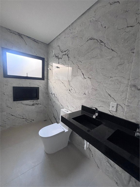 Casa à venda com 3 suítes no condomínio Villagio Wanel, Sorocaba - SP