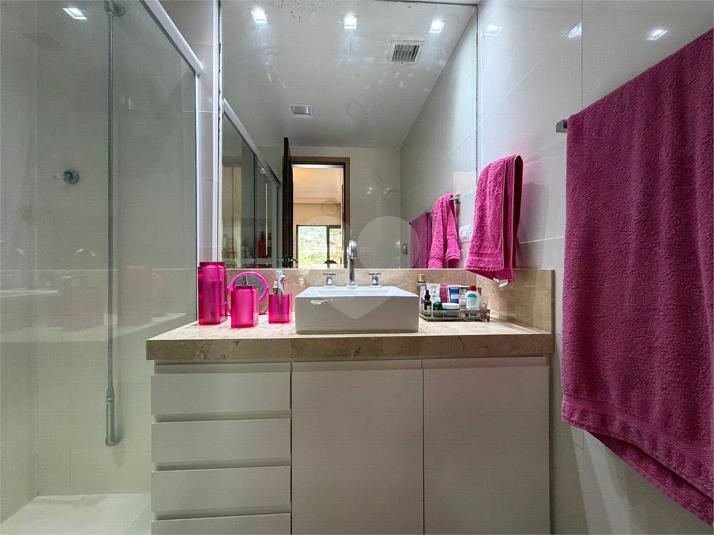 Apartamento à venda com 3 quartos, sendo 2 suítes, em Tijuca, Rio de Janeiro, RJ