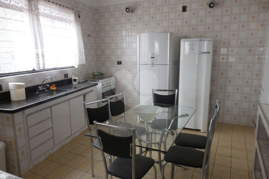 Casa à venda com 4 quartos, sendo 3 suítes, em Jardim Franca, São Paulo, SP