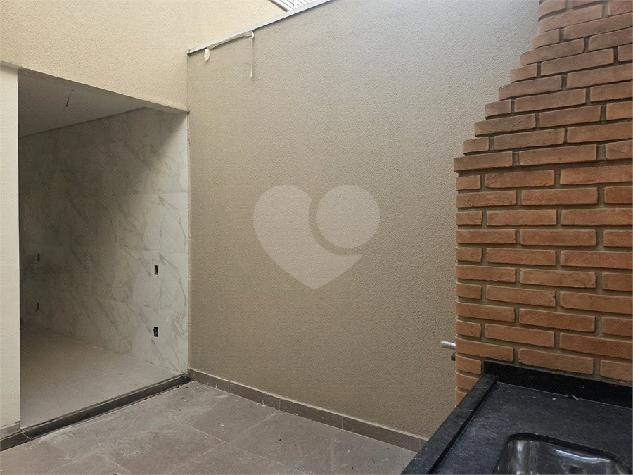 Sobrado à venda com 3 quartos, sendo 1 suíte, em Campo Grande, São Paulo, SP