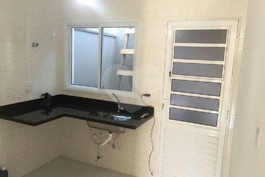 Sobrado à venda com 3 quartos, sendo 1 suíte, em Jaçanã, São Paulo, SP
