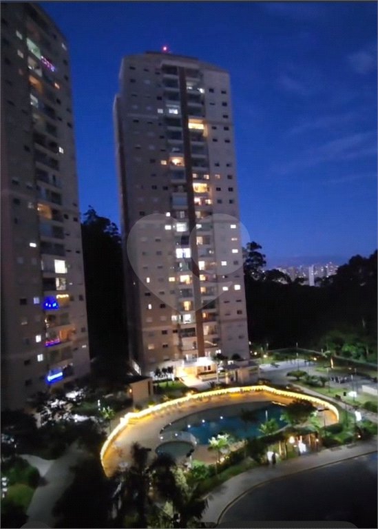 Apartamento à venda com 3 quartos, sendo 1 suíte, em Vila Pirajussara, São Paulo, SP