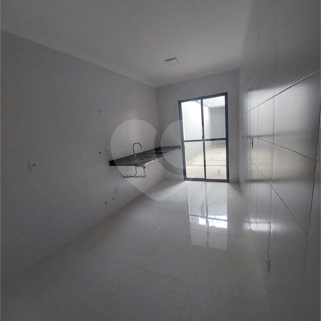 Sobrado à venda com 3 quartos, sendo 1 suíte, em Vila Carrão, São Paulo, SP