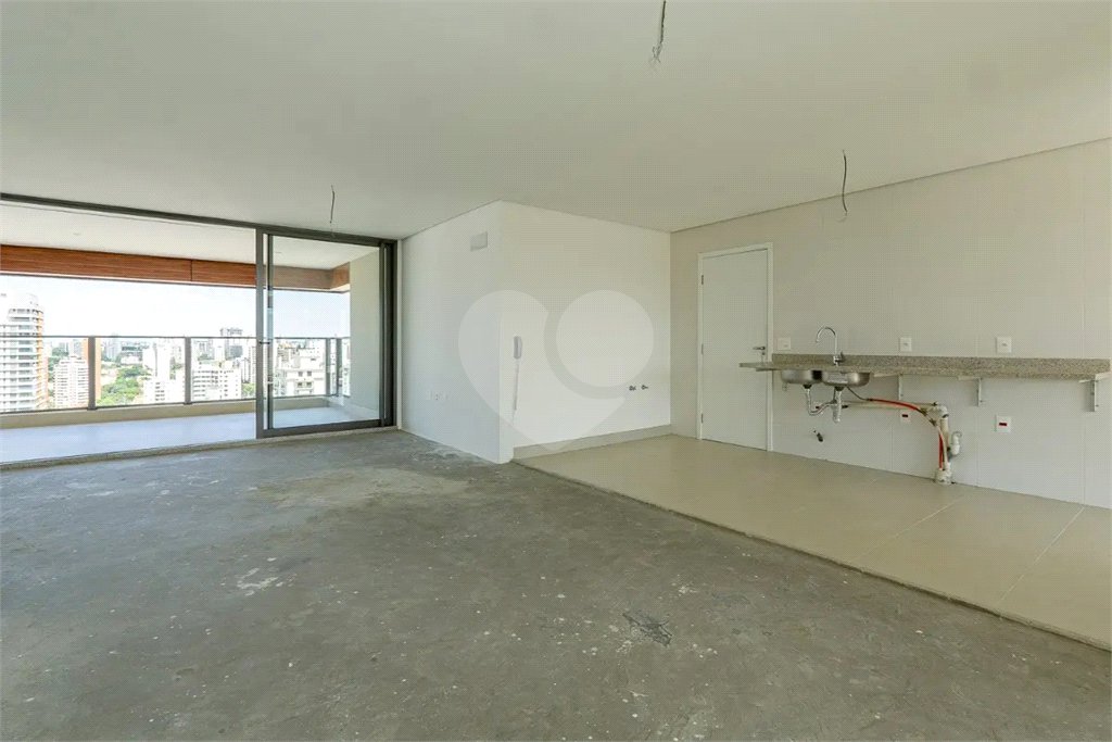 Apartamento à venda com 4 quartos, sendo 3 suítes, em Campo Belo, São Paulo, SP