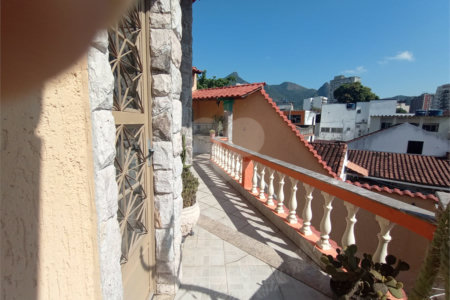 Casa à venda com 4 quartos, sendo 1 suíte, em Andaraí, Rio de Janeiro, RJ