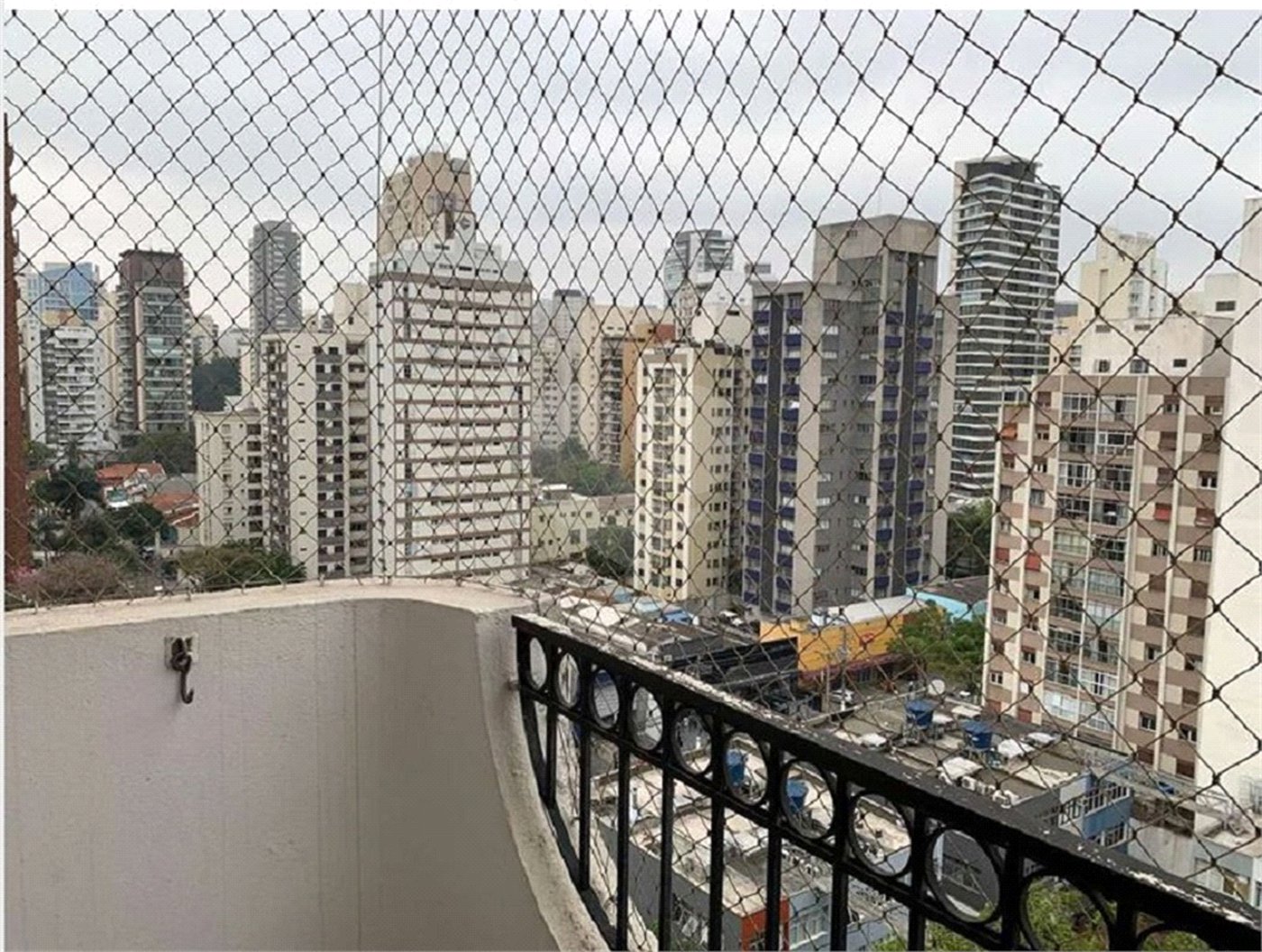 Apartamento à venda com 2 quartos em Vila Nova Conceição, São Paulo, SP