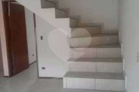 Sobrado à venda com 3 quartos, sendo 2 suítes, em Jardim Monte Kemel, São Paulo, SP