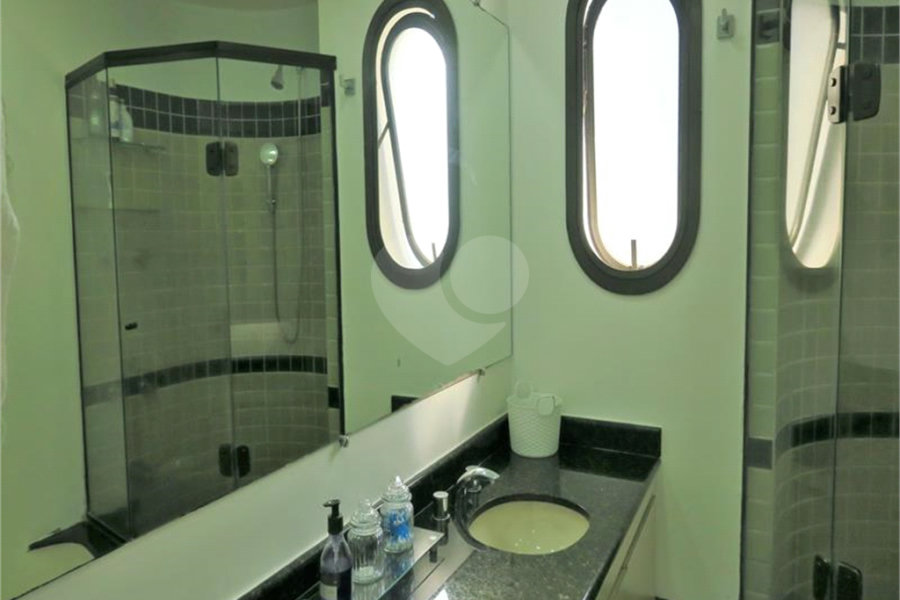 Apartamento à venda com 4 quartos, sendo 2 suítes,  em Morumbi, São Paulo, SP