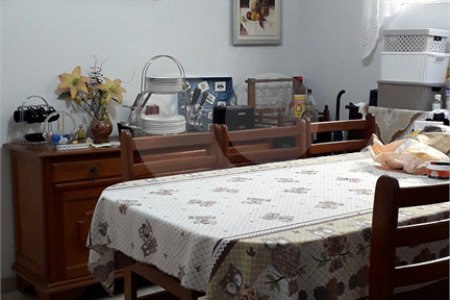 Sobrado à venda com 5 quartos, sendo 1 suíte, em Jardim Caravelas, São Paulo, SP