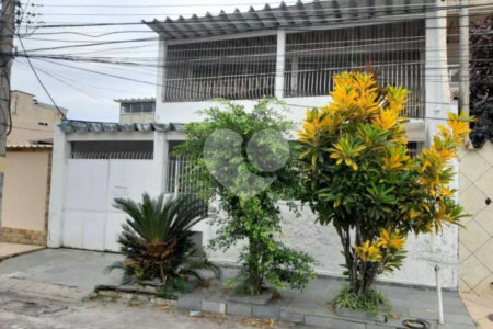 Casa à venda com 2 suítes no condomínio Parque Dourado, Rio de Janeiro - RJ