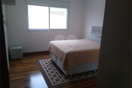 Casa à venda com 4 quartos, sendo 2 suítes,  no condomínio Damha Iii, São Carlos - SP