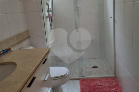Casa à venda com 3 suítes no condomínio Villa Splendore, São Paulo - SP