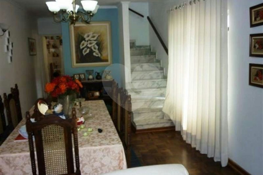 Sobrado à venda com 3 quartos, sendo 1 suíte, em Vila Aurora (zona Norte), São Paulo, SP