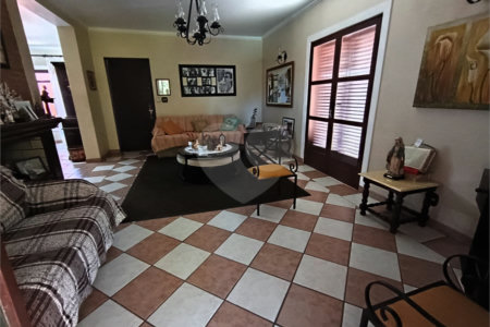 Casa à venda com 3 quartos, sendo 2 suítes,  em Vila Mogilar, Mogi das Cruzes, SP
