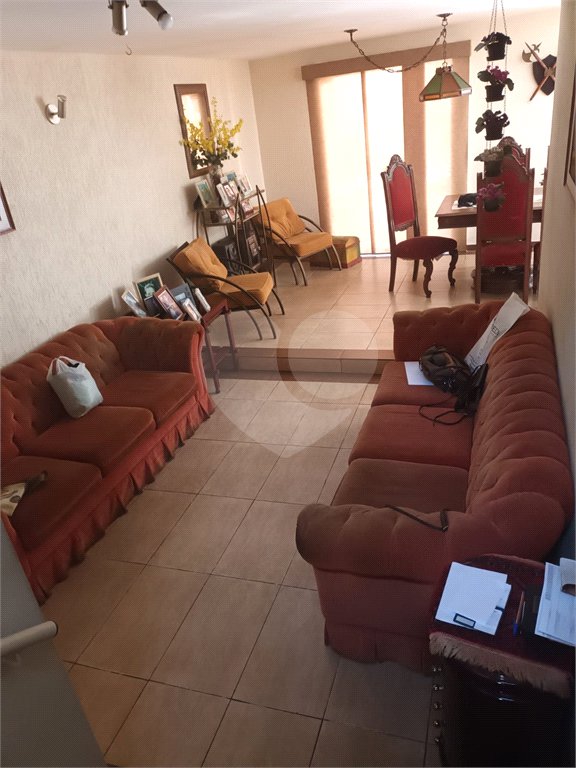 Casa à venda com 4 suítes em Vila Sônia, São Paulo, SP
