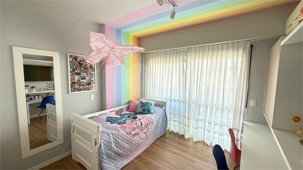 Apartamento à venda com 3 quartos, sendo 1 suíte, em Pitangueiras, Guarujá, SP