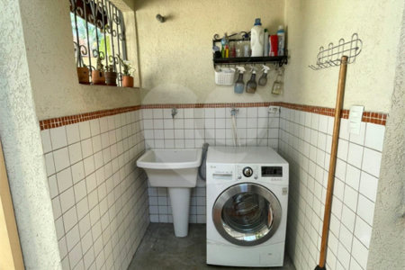 Casa à venda com 3 suítes em Santo Amaro, São Paulo, SP