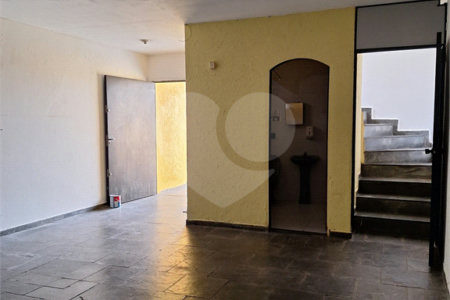 Sobrado à venda com 3 quartos, sendo 1 suíte, em Vila Maria Alta, São Paulo, SP
