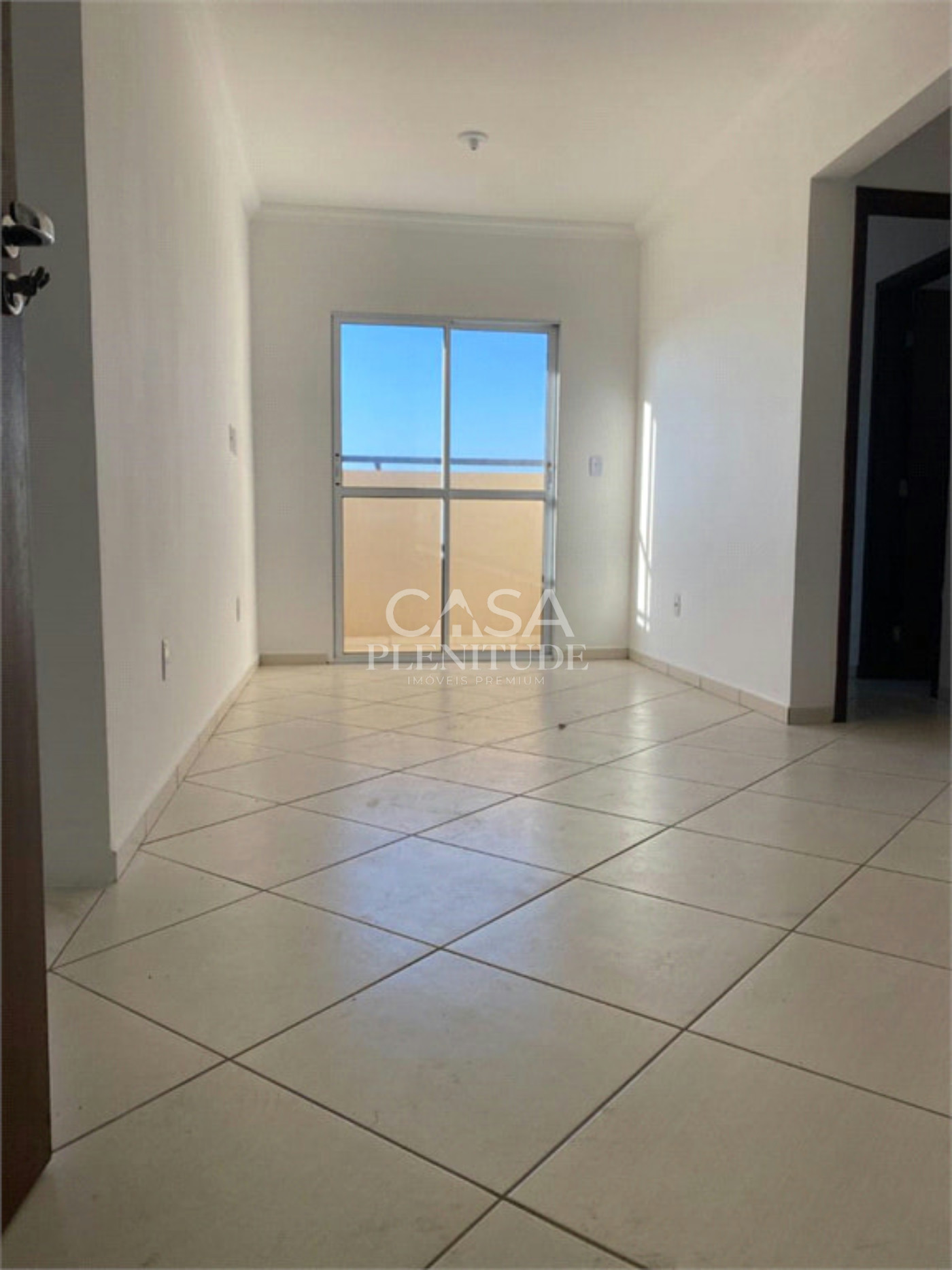 Apartamento à venda com 2 quartos, sendo 1 suíte,  em Vila Barão, Sorocaba, SP