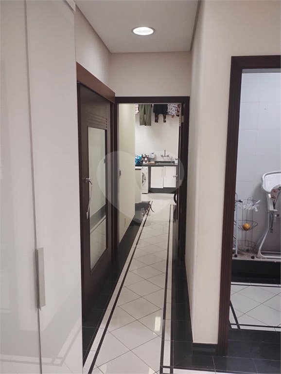 Casa à venda com 5 quartos, sendo 4 suítes, no condomínio Santa Teresa, Jundiaí - SP