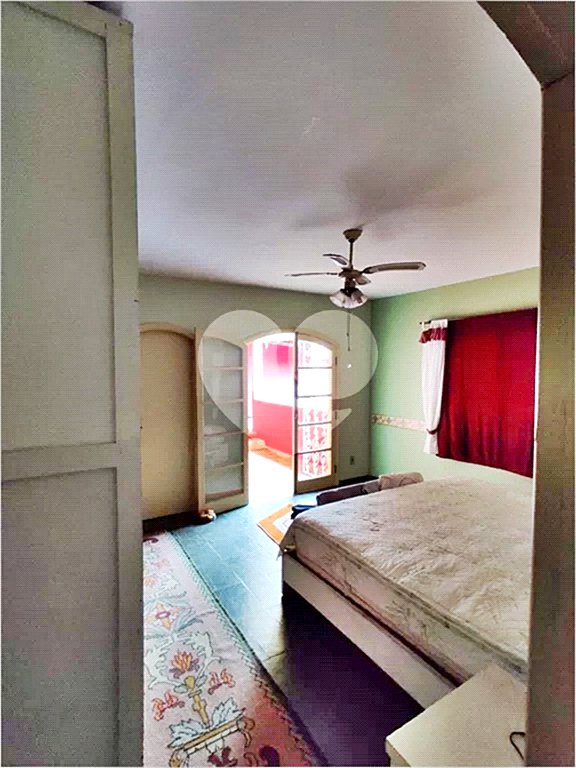 Casa à venda com 4 quartos, sendo 1 suíte, no condomínio Chacarás Bela Vista, Mairiporã - SP